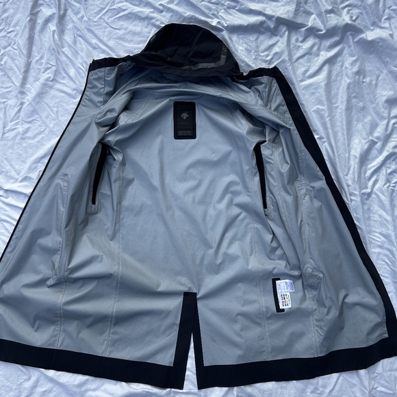 DESCENTE Allterrain Streamline Boa Shell All Weather navy long jacket - Picture 10 of 13
